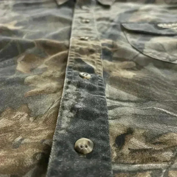 Vtg Spartan Outdoors Realtree Hardwoods Camo Button Up Shirt Size M Made In USA - Picture 5 of 8